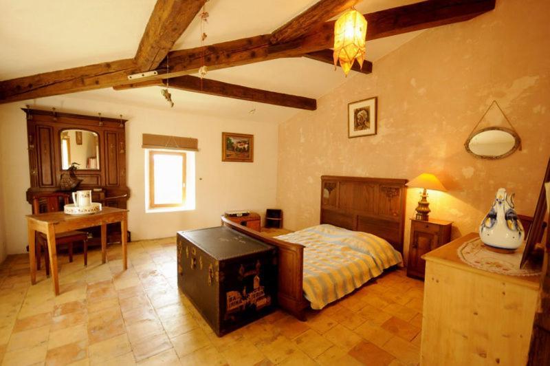 La Vigne Bleue Hotel Olonzac Room photo